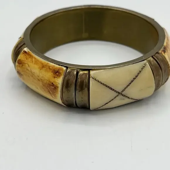 Stone Brass Women’s Cuff Bracelet Ivory Tone Slip On Boho Peasant Nature - Picture 3 of 13